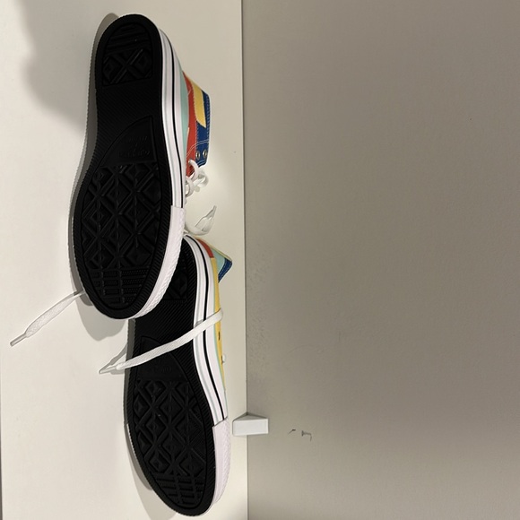 Never worn Converse multi colored mid-top sneaker - Picture 3 of 4